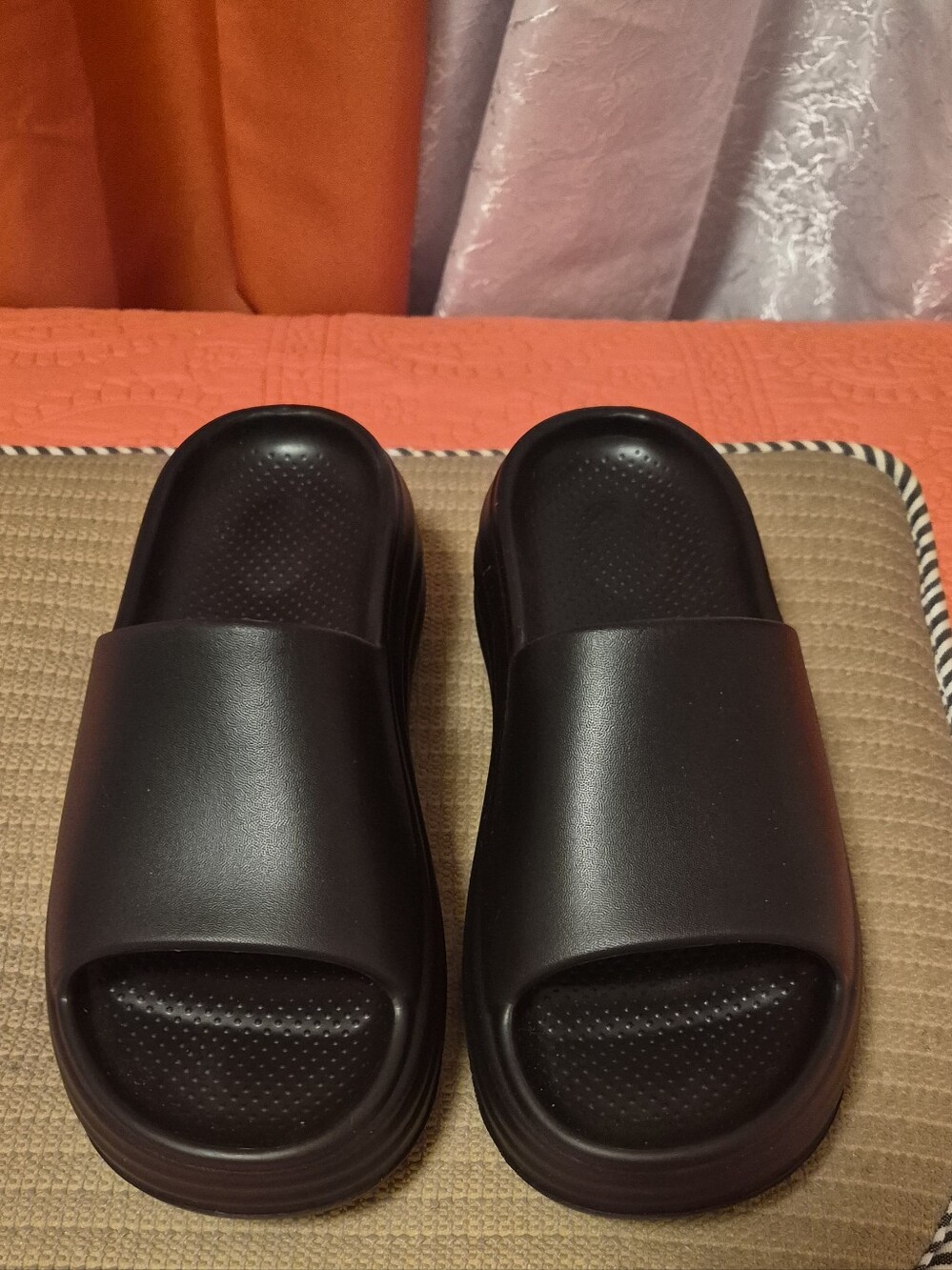 Black Slide Sandals - Minimal Slip-On Design